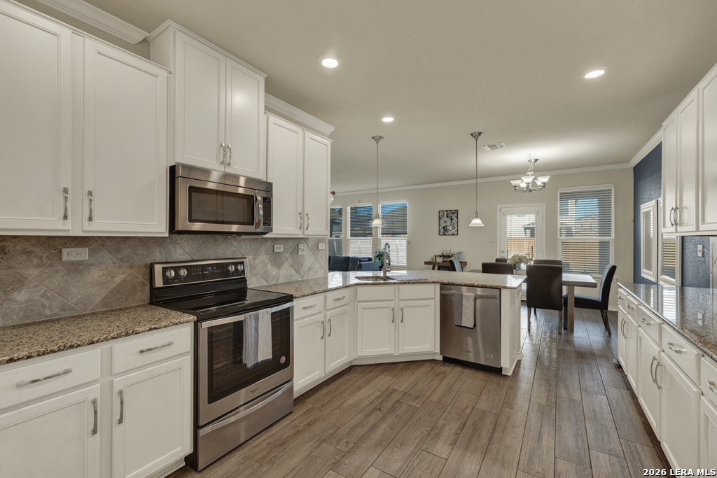 2095 Shire Meadow New Braunfels TX 78130