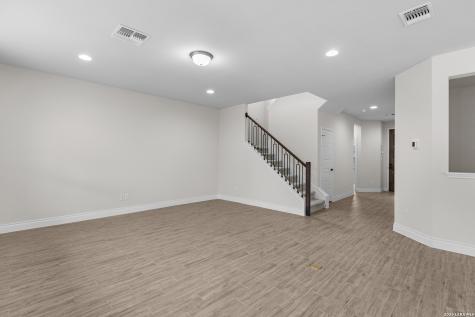 4851 Whaler San Antonio TX 78245