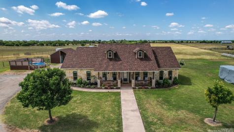 379 Zuehl Crossing La Vernia TX 78121