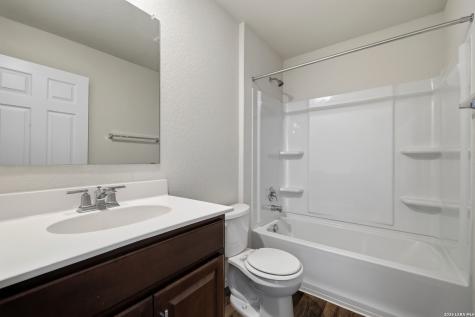 6322 Sycamore Run San Antonio TX 78219