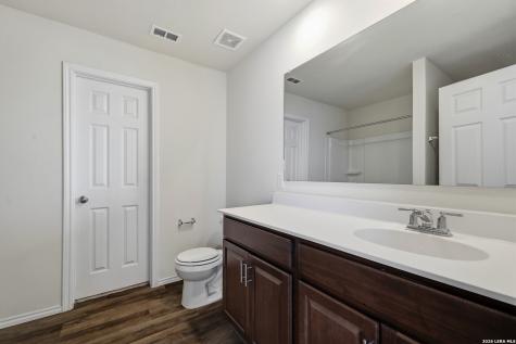 6322 Sycamore Run San Antonio TX 78219