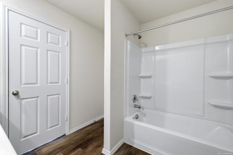 6322 Sycamore Run San Antonio TX 78219
