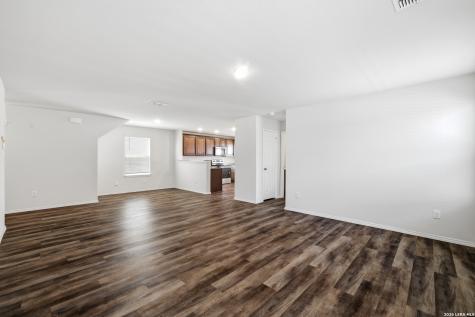 6322 Sycamore Run San Antonio TX 78219