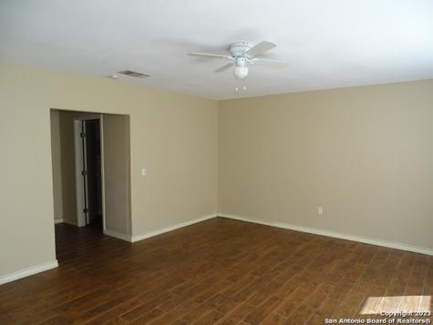 8514 Glen Court San Antonio TX 78239