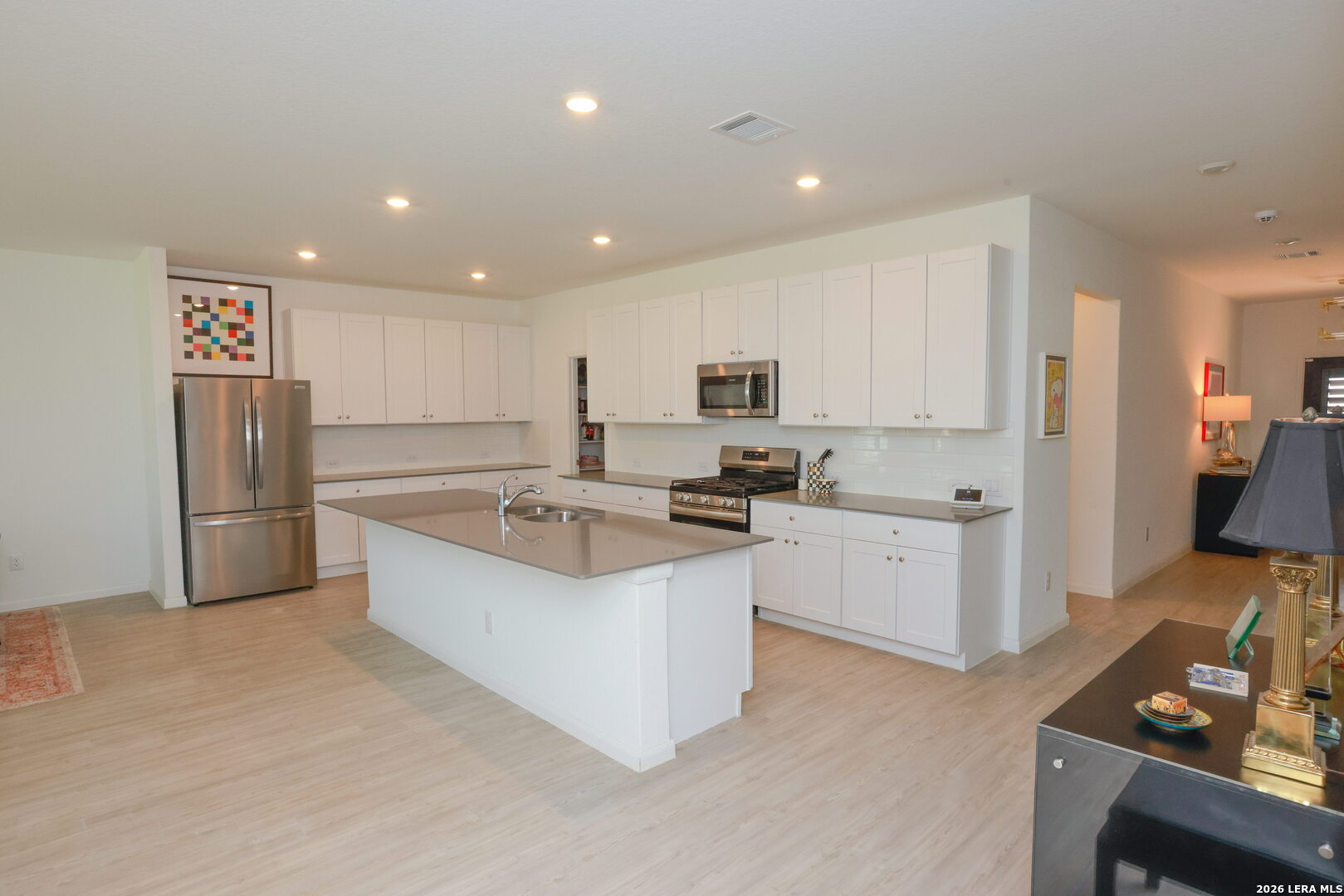 5904 American Elm Bulverde TX 78163