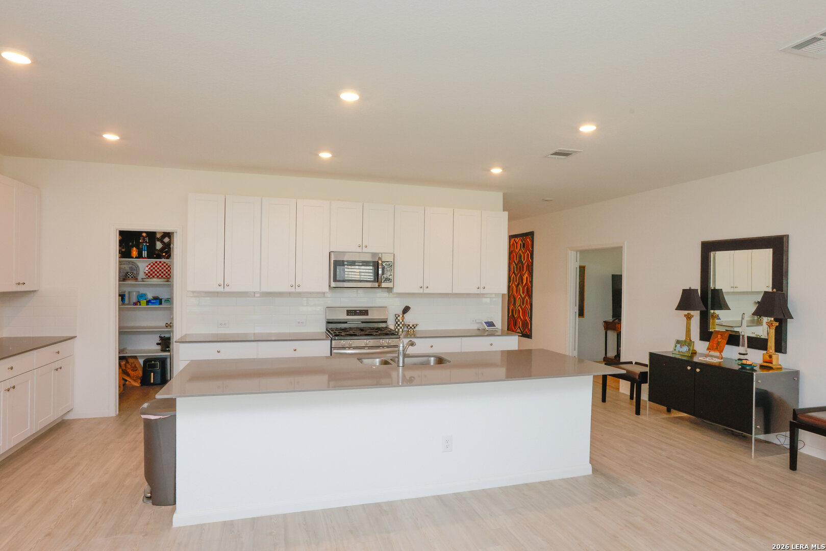 5904 American Elm Bulverde TX 78163