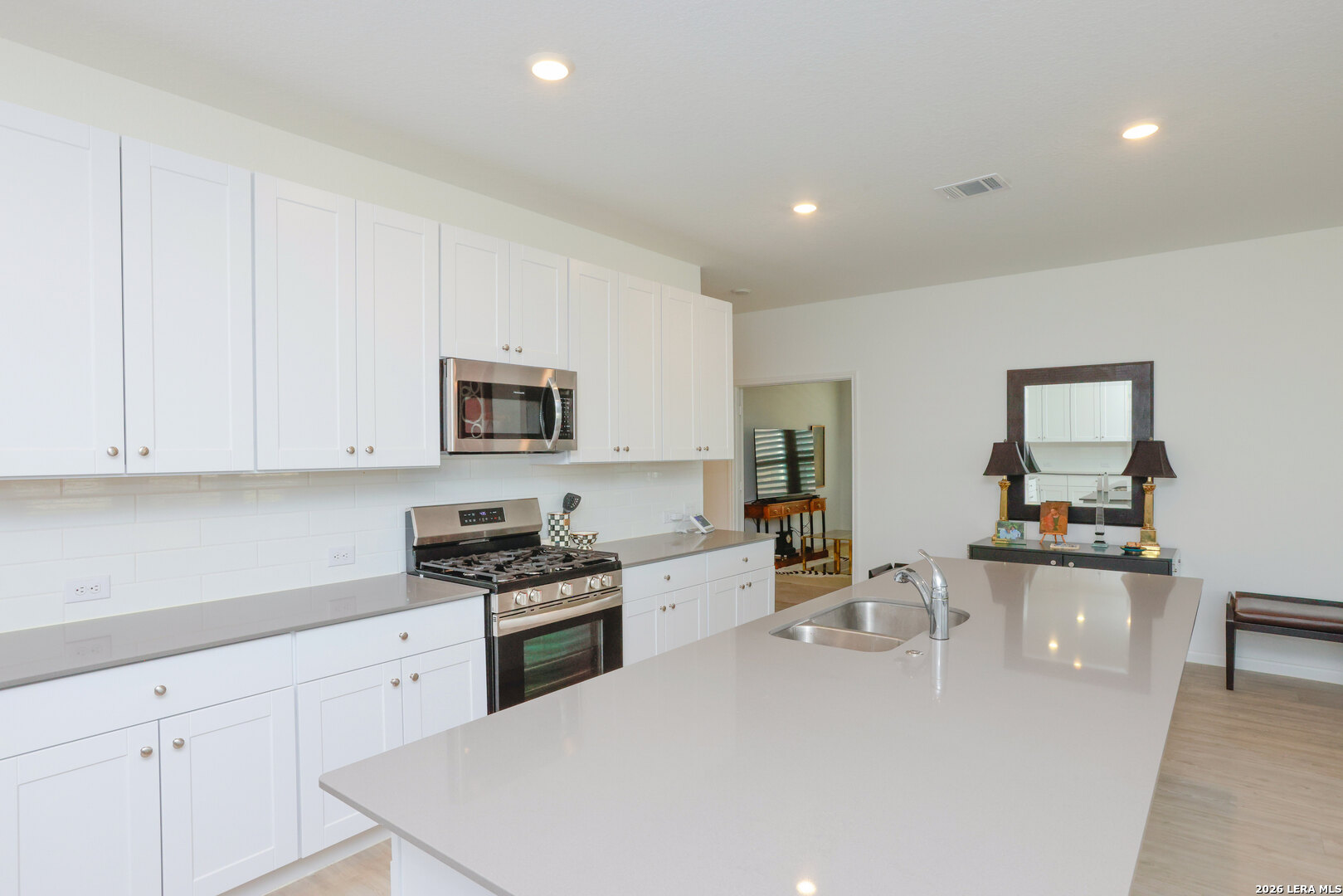 5904 American Elm Bulverde TX 78163
