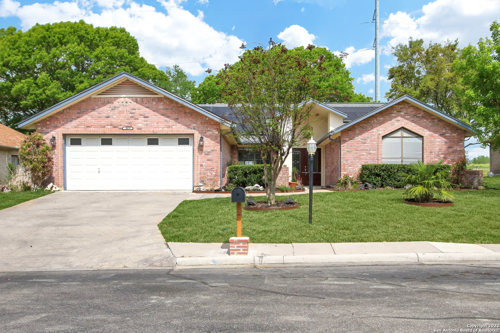 3613 Elm Court Schertz TX 78108
