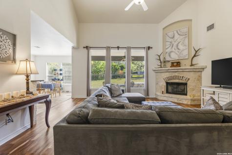 26422 Enchanted Wind San Antonio TX 78260