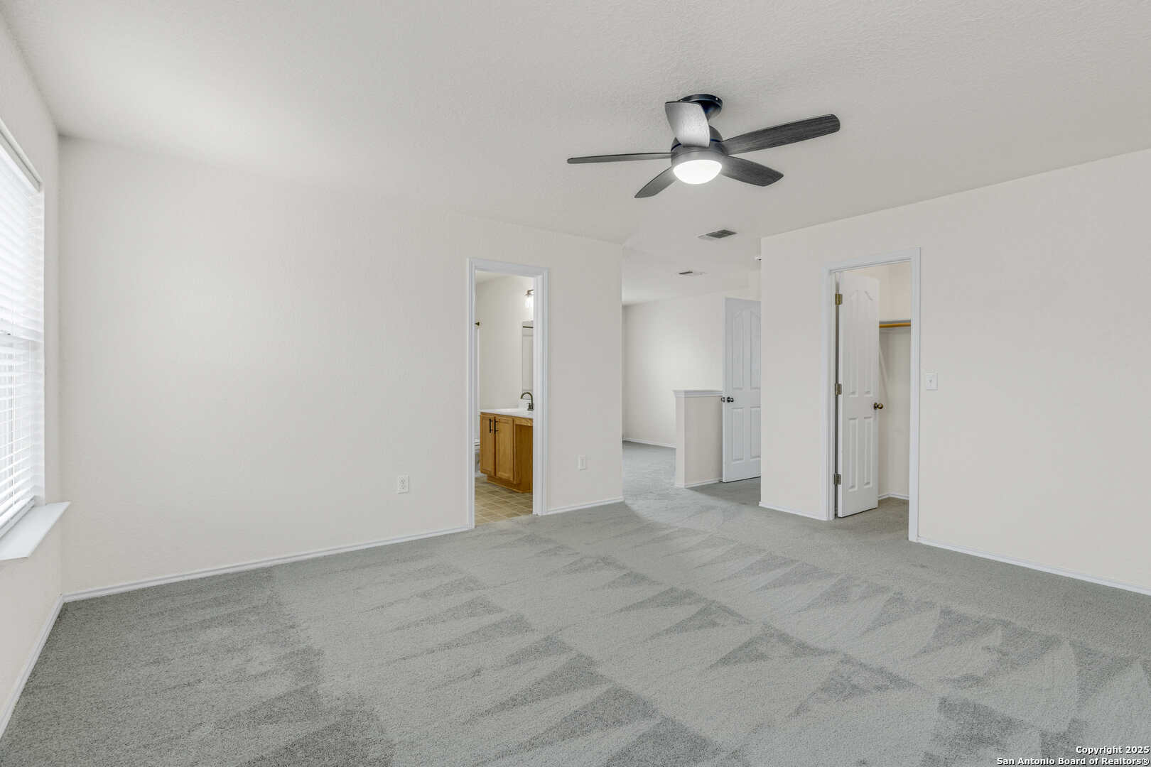 11018 Dublin Field San Antonio TX 78254