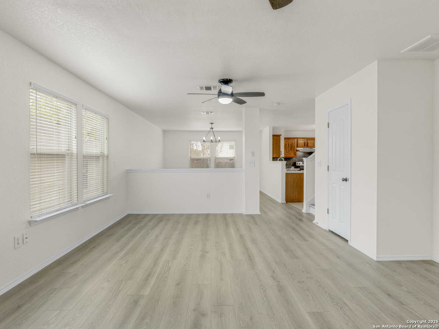 11018 Dublin Field San Antonio TX 78254