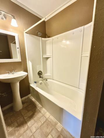 500 S Minneapolis Street Beeville TX 78102