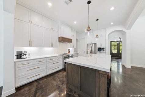 2607 Kangaroo New Braunfels TX 78132