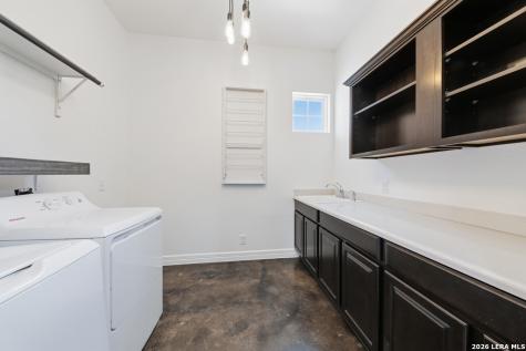 2607 Kangaroo New Braunfels TX 78132
