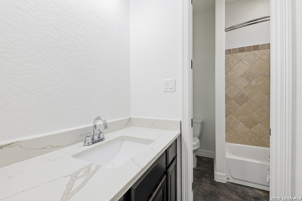 2607 Kangaroo New Braunfels TX 78132