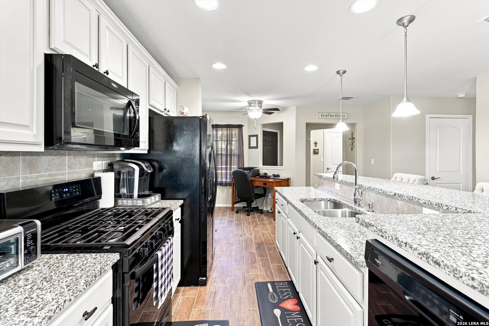 3302 Red Falls San Antonio TX 78253