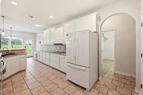 220 Private Road 4661 Castroville TX 78009