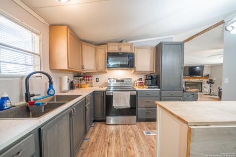 188 Oakview Drive La Vernia TX 78121