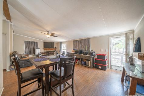 188 Oakview Drive La Vernia TX 78121