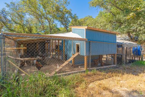 188 Oakview Drive La Vernia TX 78121