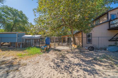188 Oakview Drive La Vernia TX 78121
