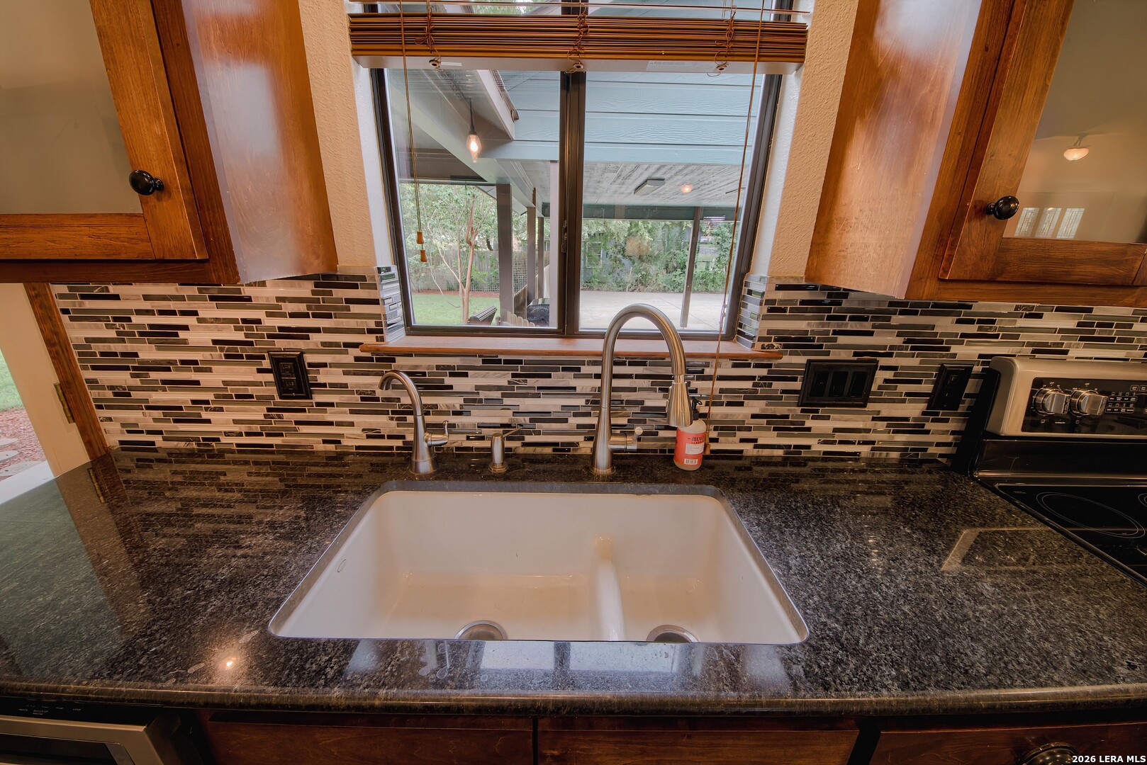 2805 Avenue H Hondo TX 78861