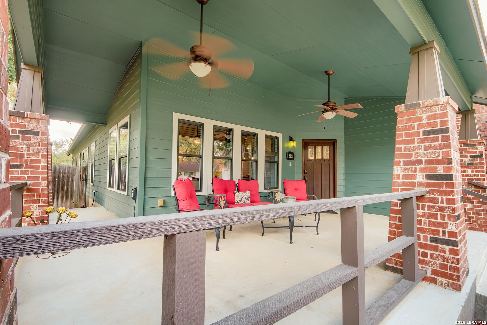 2805 Avenue H Hondo TX 78861