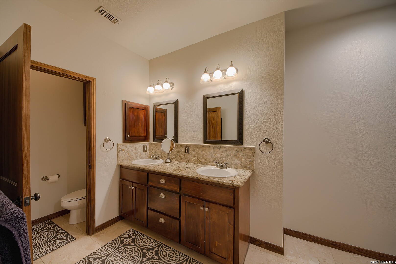 2805 Avenue H Hondo TX 78861