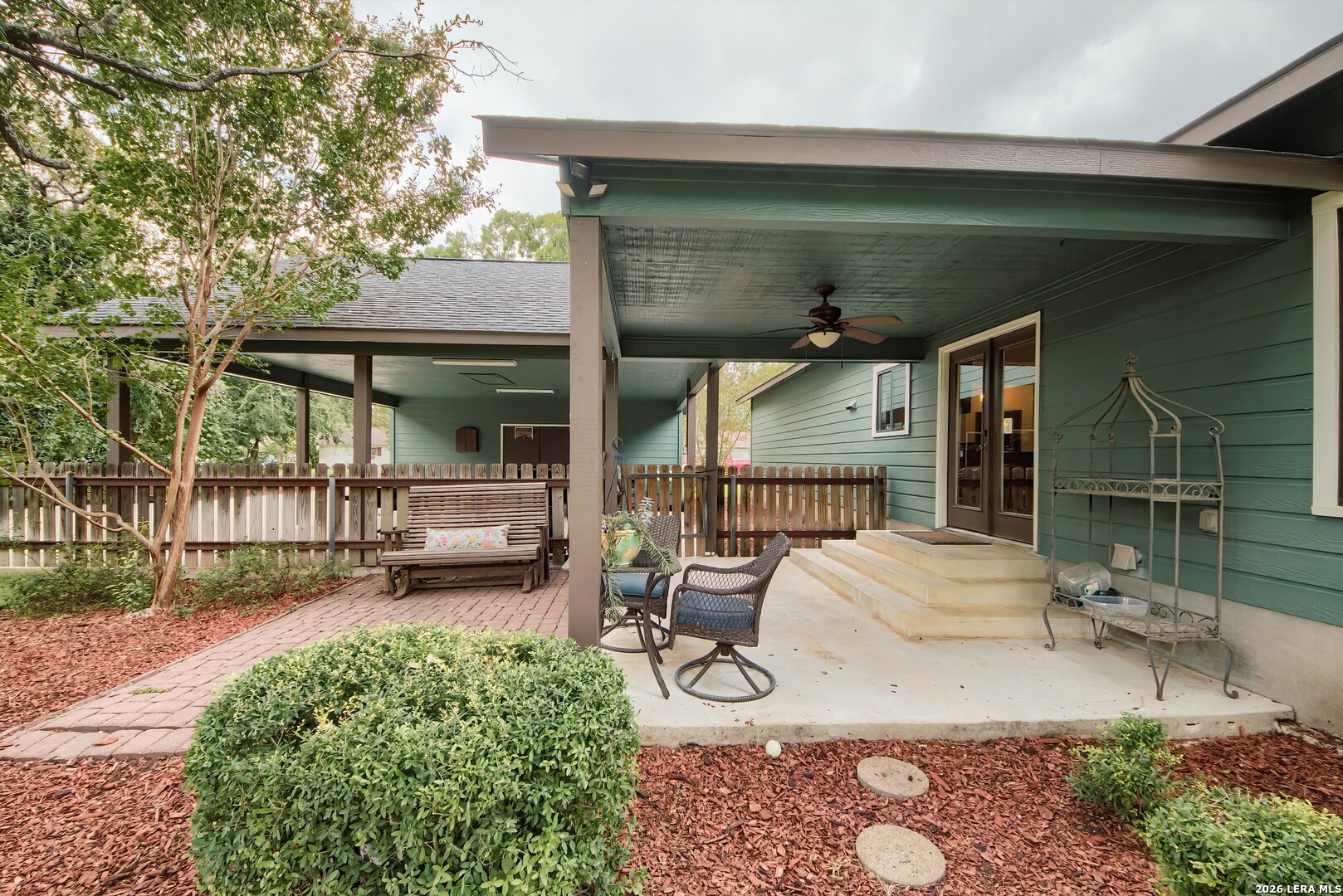 2805 Avenue H Hondo TX 78861