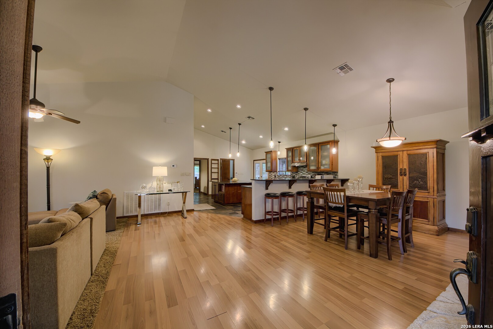 2805 Avenue H Hondo TX 78861