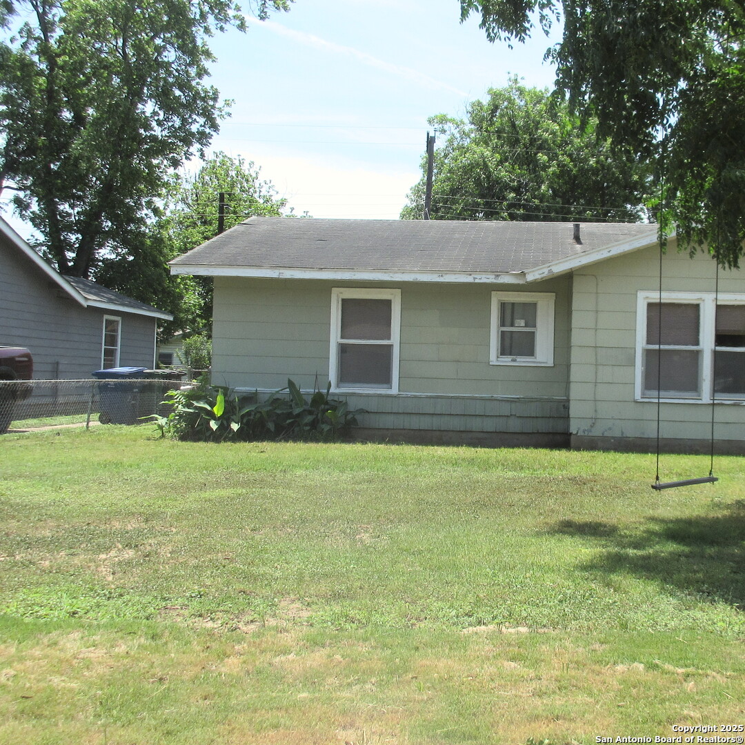 166 Hartford San Antonio TX 78223