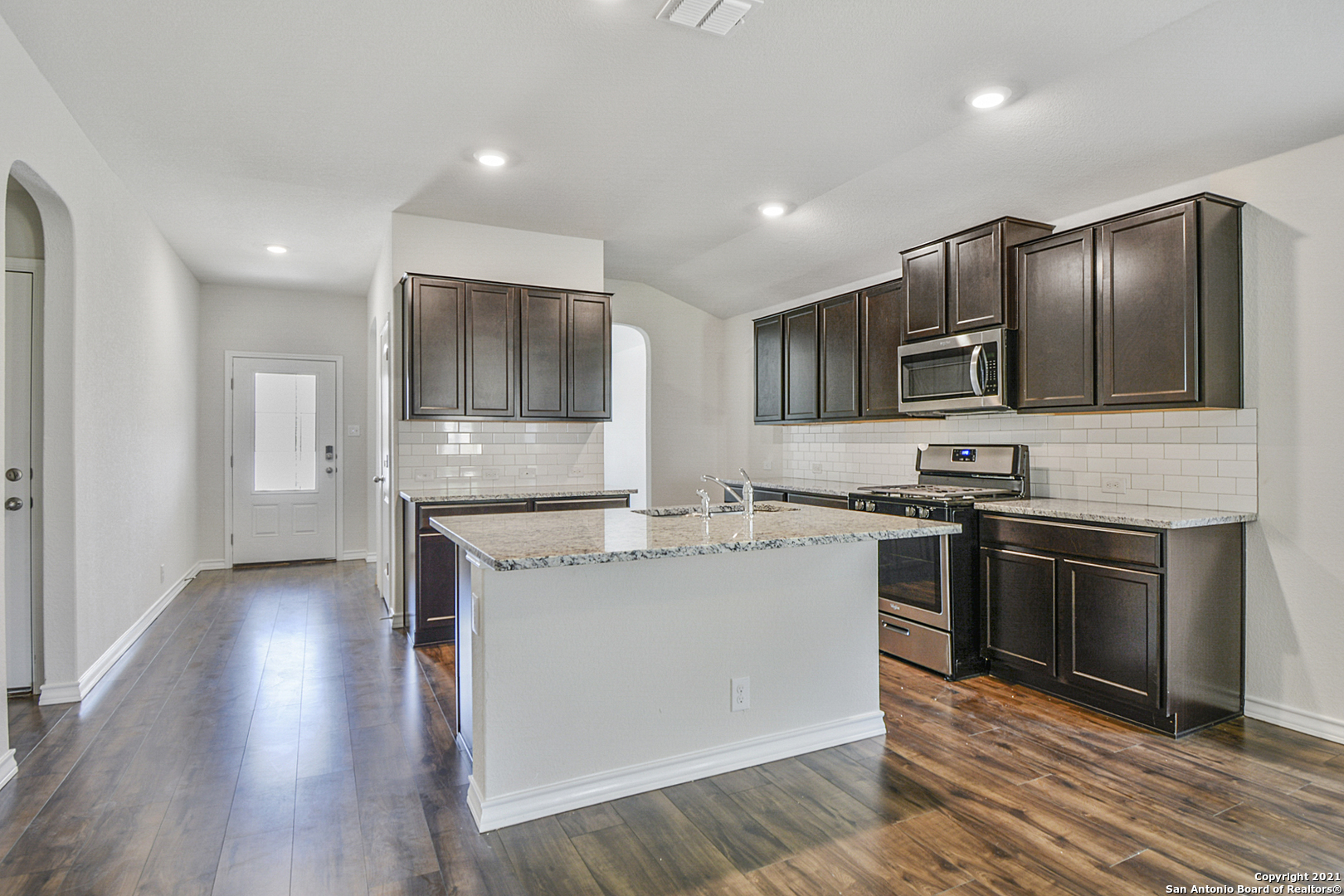 1719 Garnet Spring San Antonio TX 78245