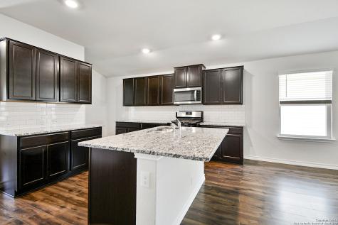 1719 Garnet Spring San Antonio TX 78245