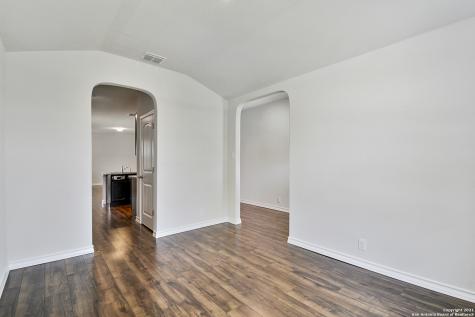 1719 Garnet Spring San Antonio TX 78245