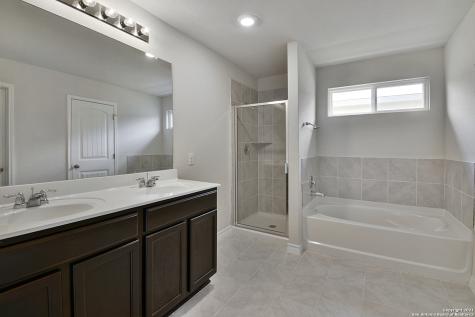 1719 Garnet Spring San Antonio TX 78245