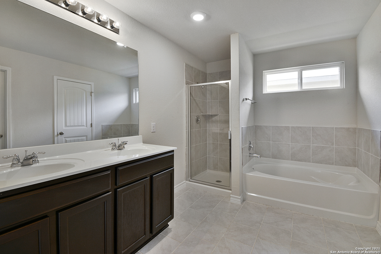 1719 Garnet Spring San Antonio TX 78245