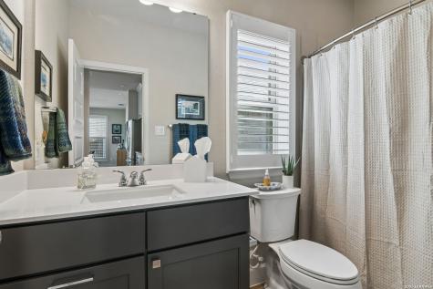 2122 Dalhart San Antonio TX 78253