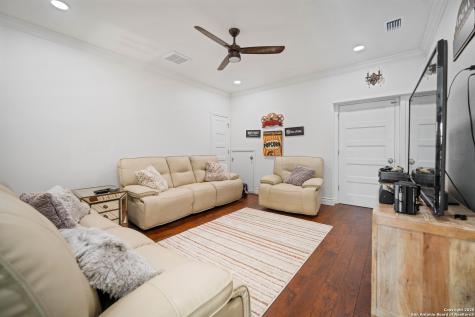741 County Road 159 Kenedy TX 78119