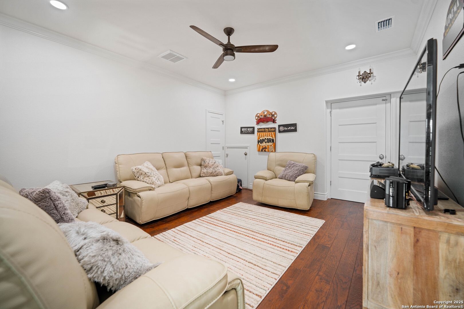 741 County Road 159 Kenedy TX 78119