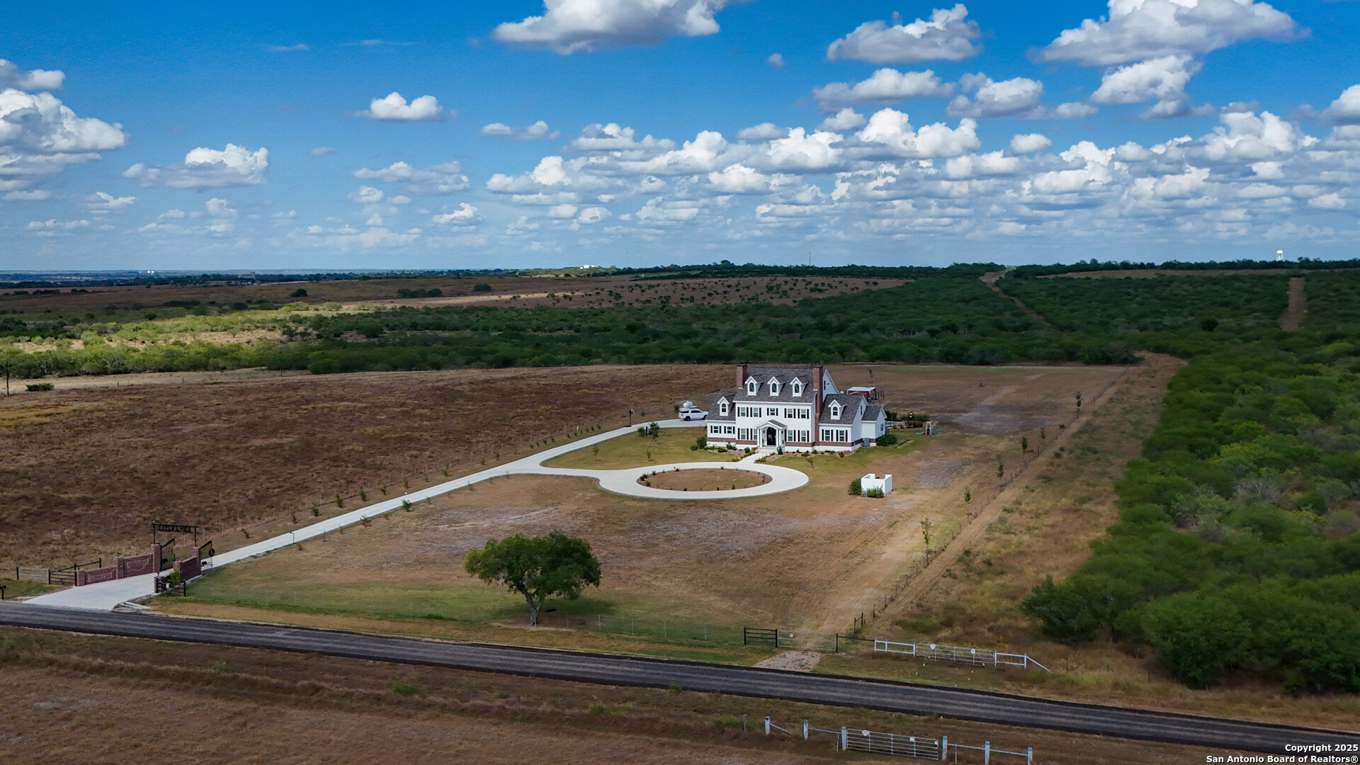 741 County Road 159 Kenedy TX 78119