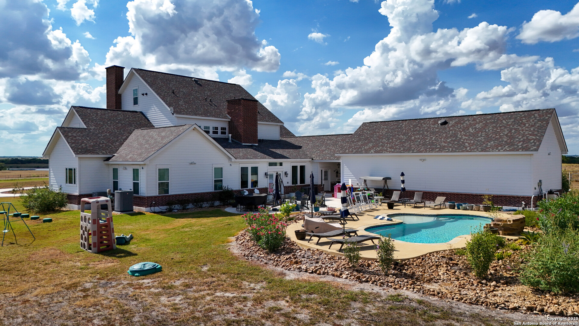 741 County Road 159 Kenedy TX 78119