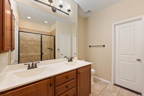 105 Rolling Creek Boerne TX 78006