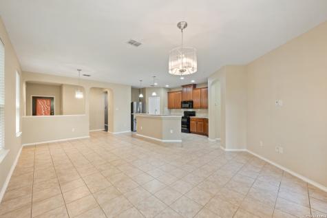 105 Rolling Creek Boerne TX 78006