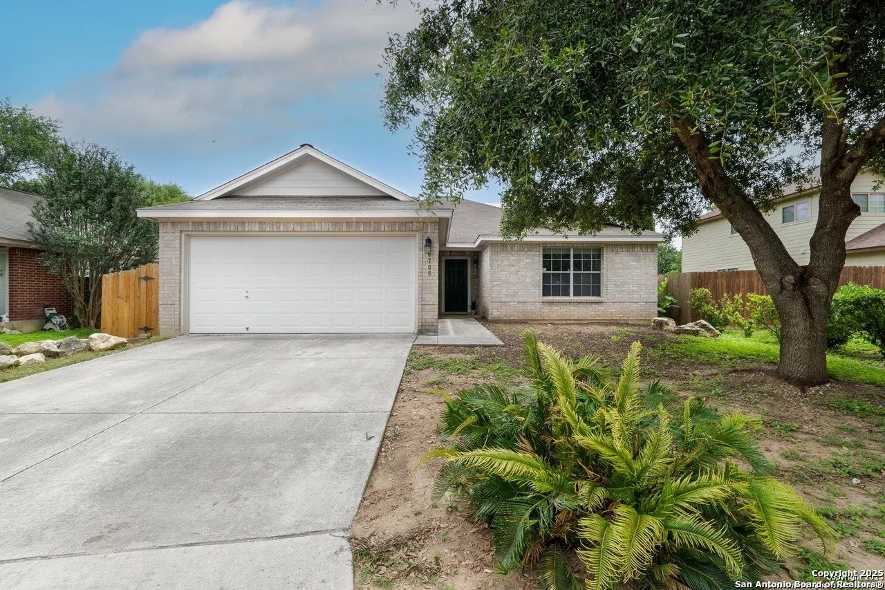 6706 Tezel Oaks San Antonio TX 78250