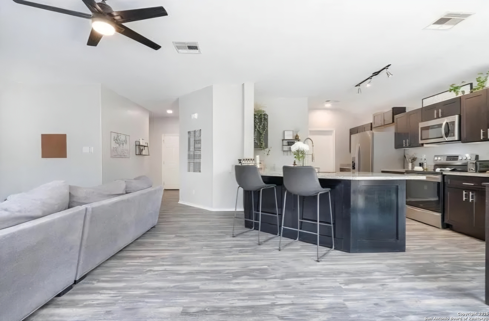 6706 Tezel Oaks San Antonio TX 78250