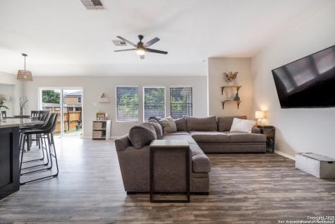 6706 Tezel Oaks San Antonio TX 78250