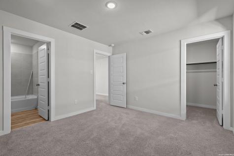 9906 Chavaneaux Landing San Antonio TX 78214