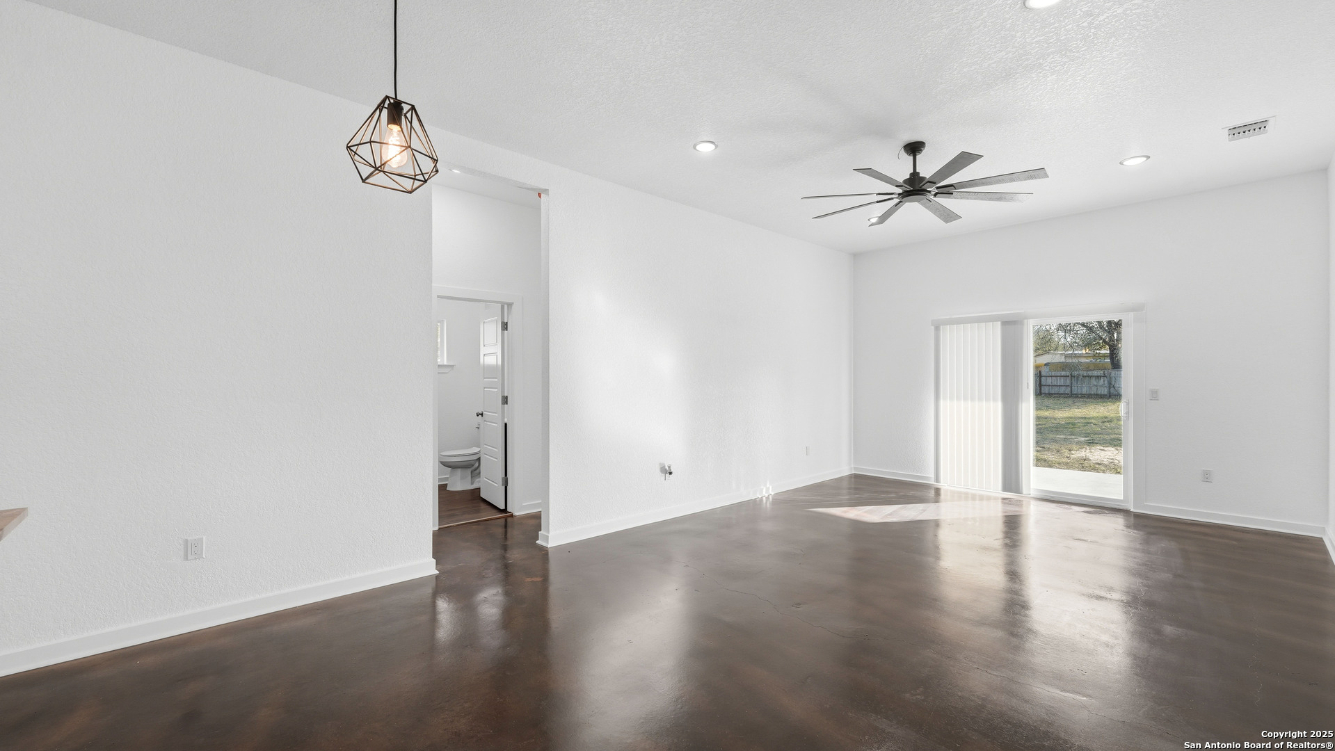4606 Lee Way Elmendorf TX 78112