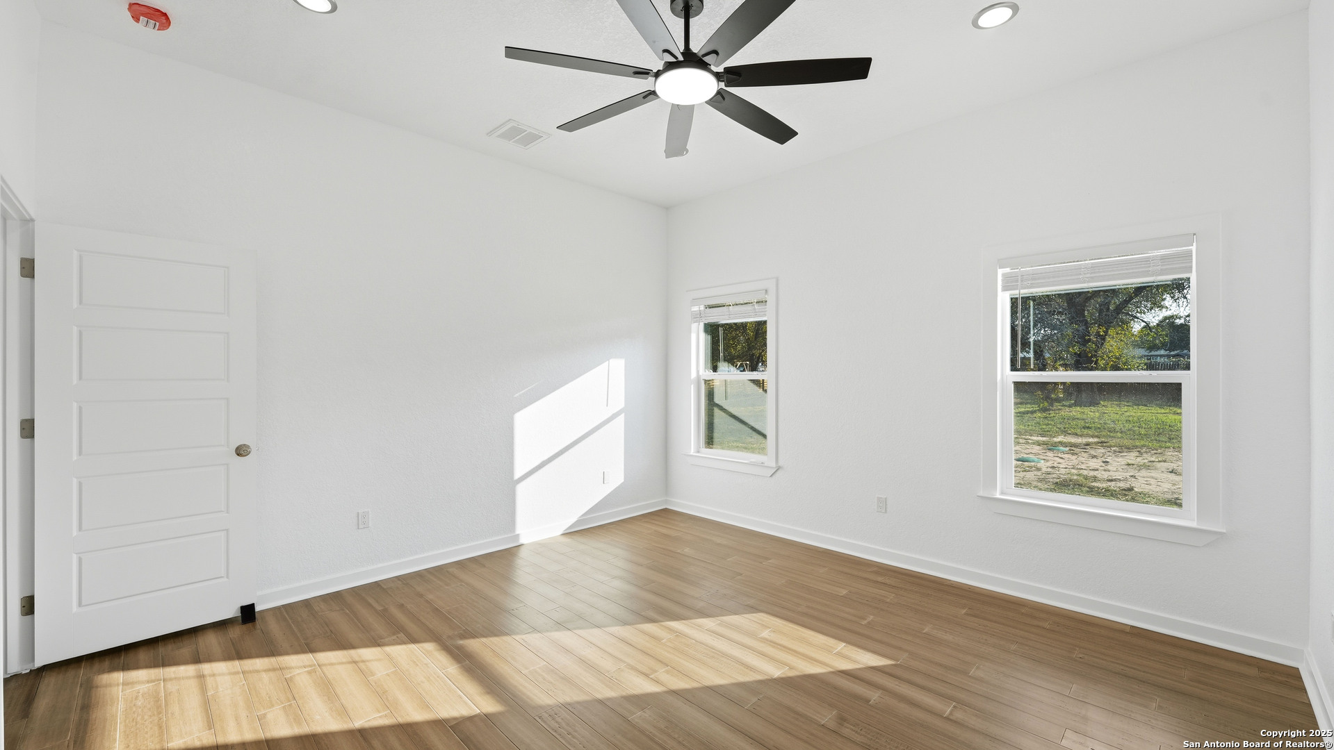 4606 Lee Way Elmendorf TX 78112