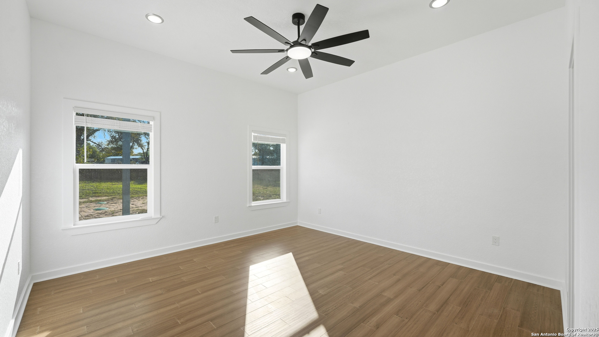 4606 Lee Way Elmendorf TX 78112